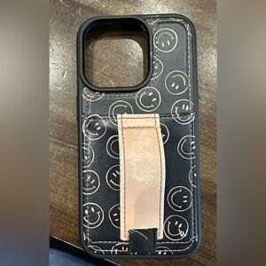 Walli Smile Squad iPhone 14 Pro case